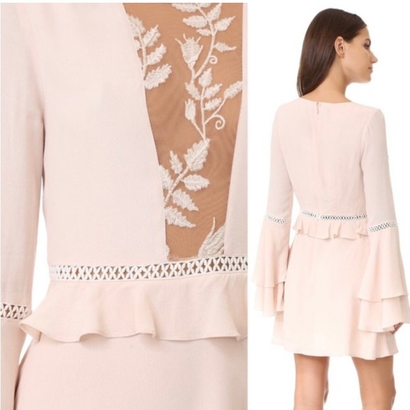 🍋 FOR LOVE & LEMONS Emelia Bell
Sleeve Dress Size S Dusty Pink - Picture 5 of 8